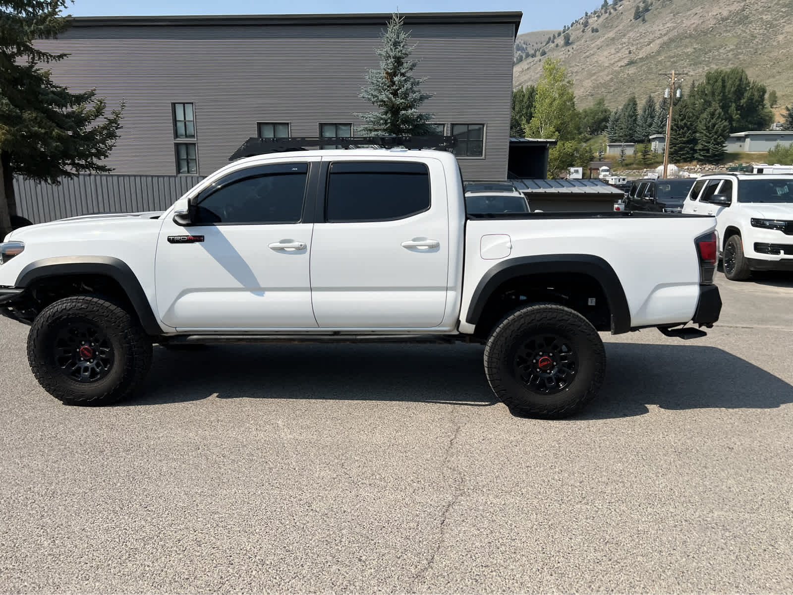 2019 Toyota Tacoma TRD Pro Double Cab 5 Bed V6 AT 17