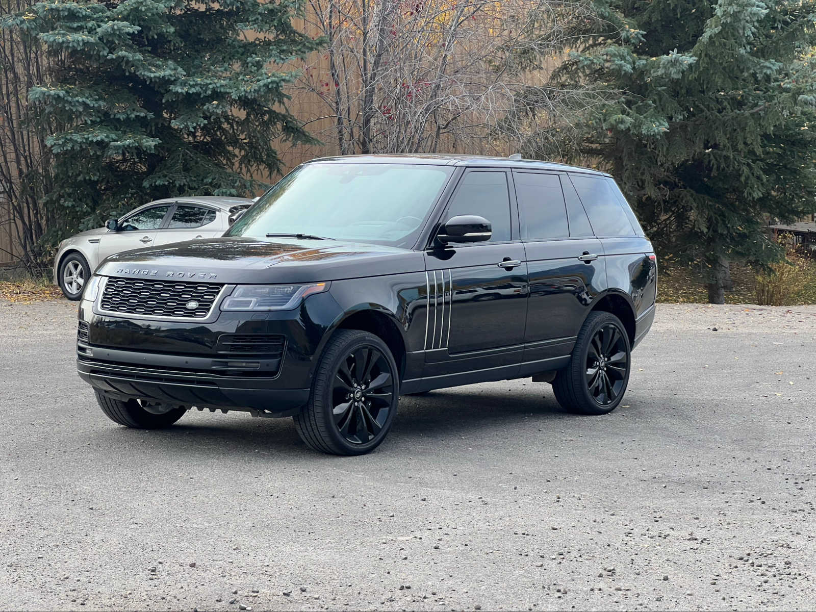 2021 Land Rover Range Rover SV Autobiography Dynamic Black 3