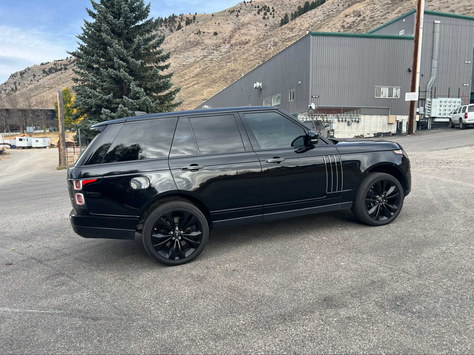 2021 Land Rover Range Rover SV Autobiography Dynamic Black 29