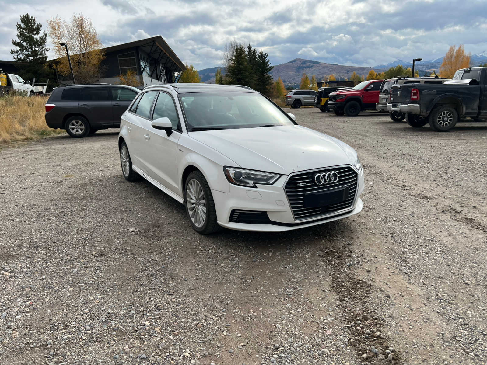 2018 Audi A3 Sportback e-tron Premium 5