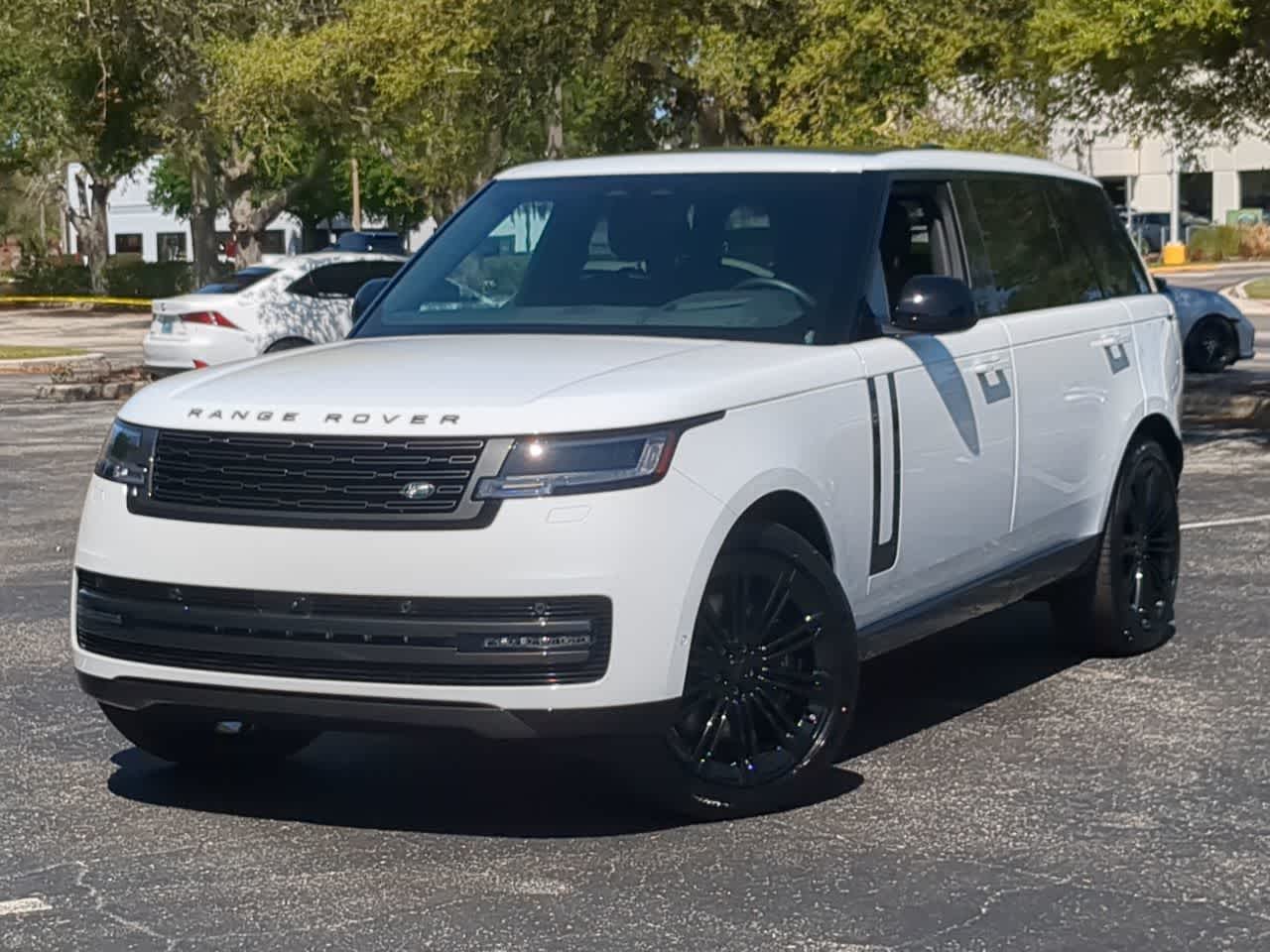 2026 Land Rover Range Rover P530 Autobiography LWB AWD