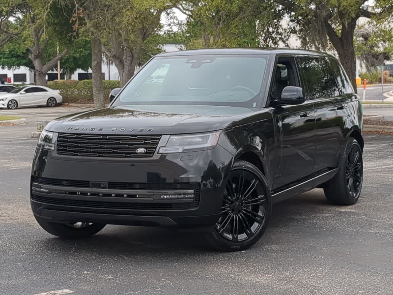 2026 Land Rover Range Rover P530 Autobiography LWB AWD