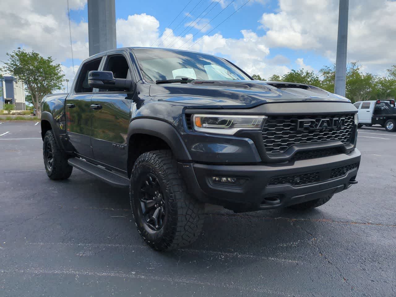 View vehicle photo 2