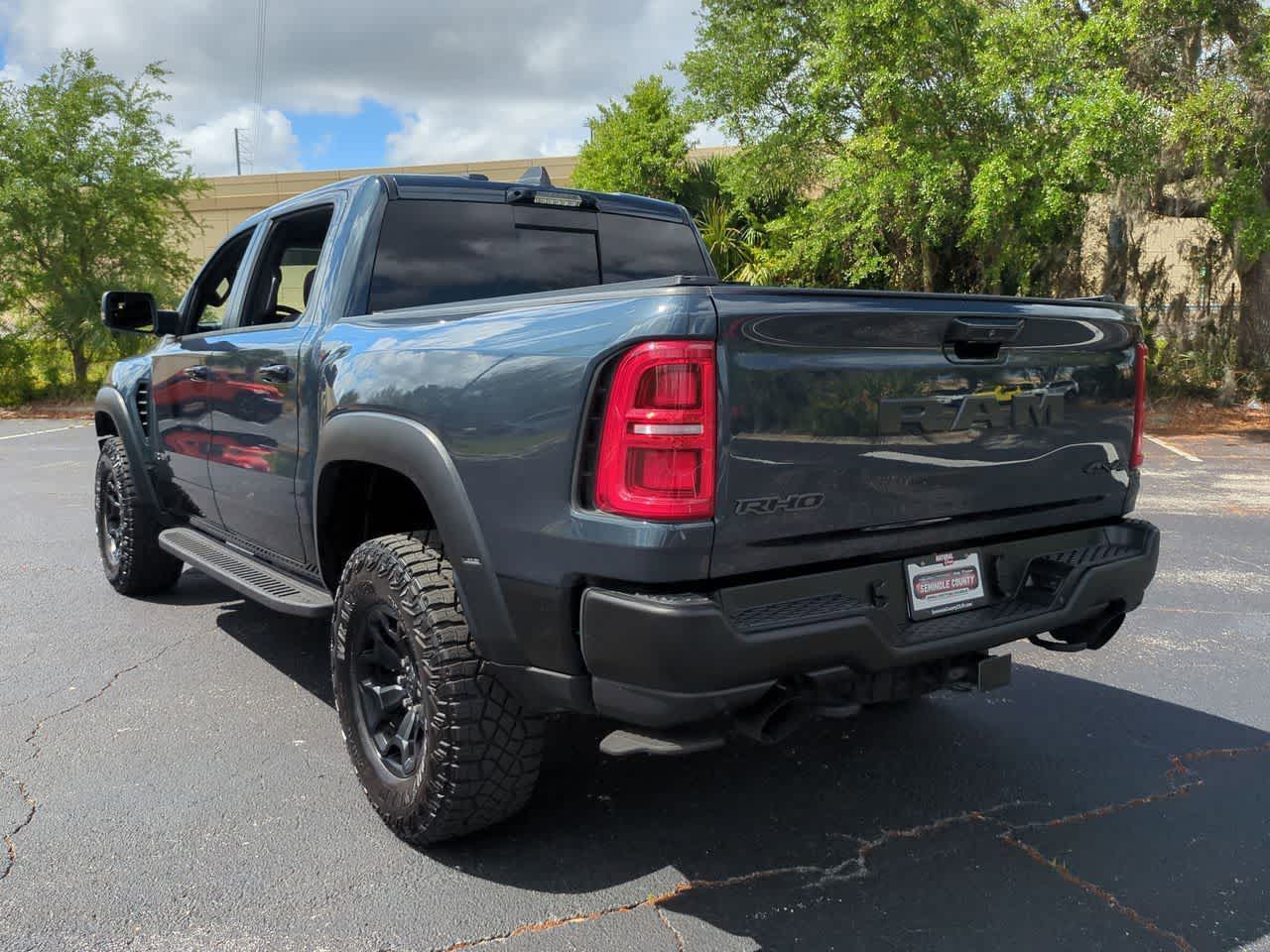 View vehicle photo 6