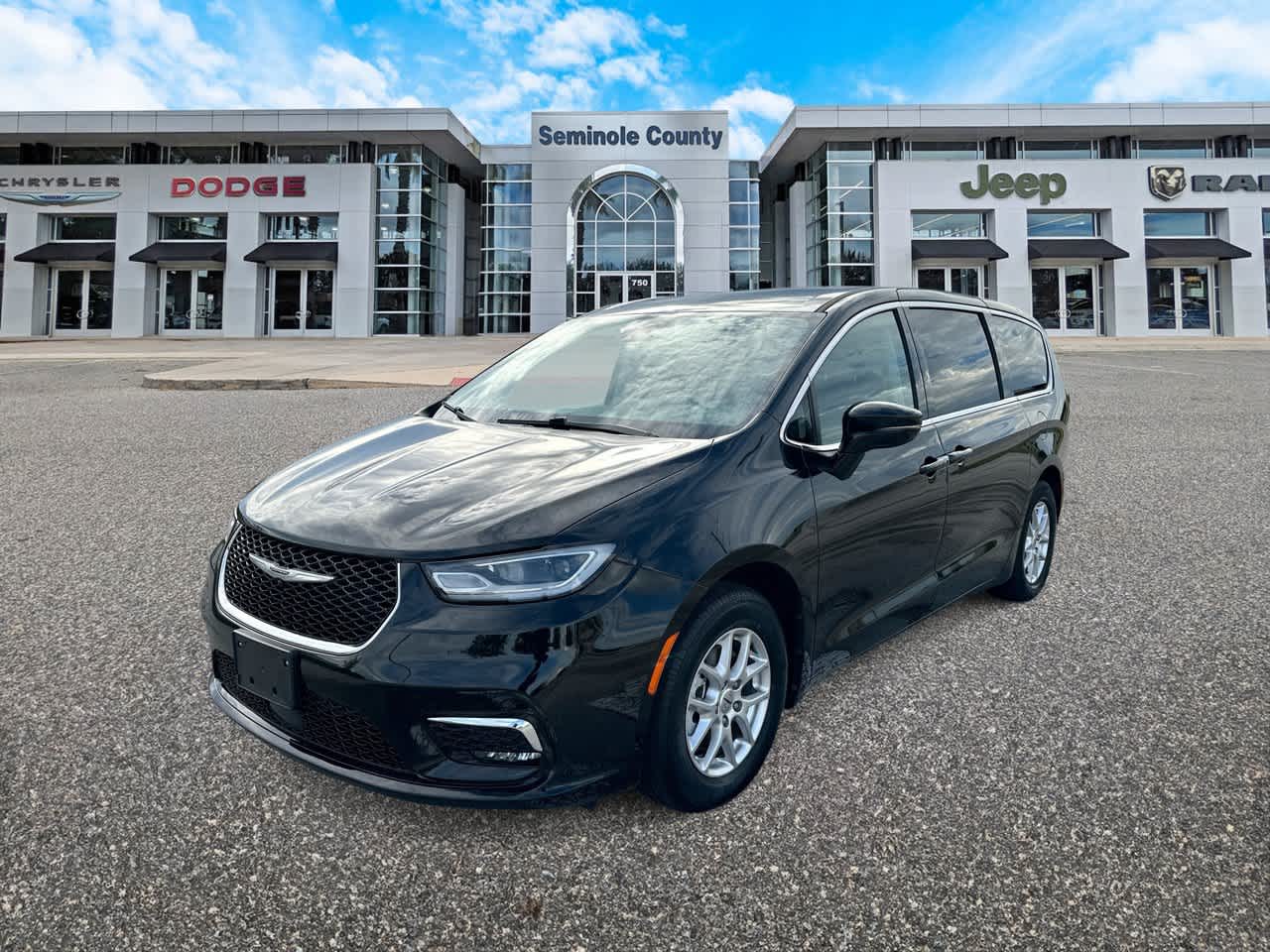 2024 Chrysler Pacifica