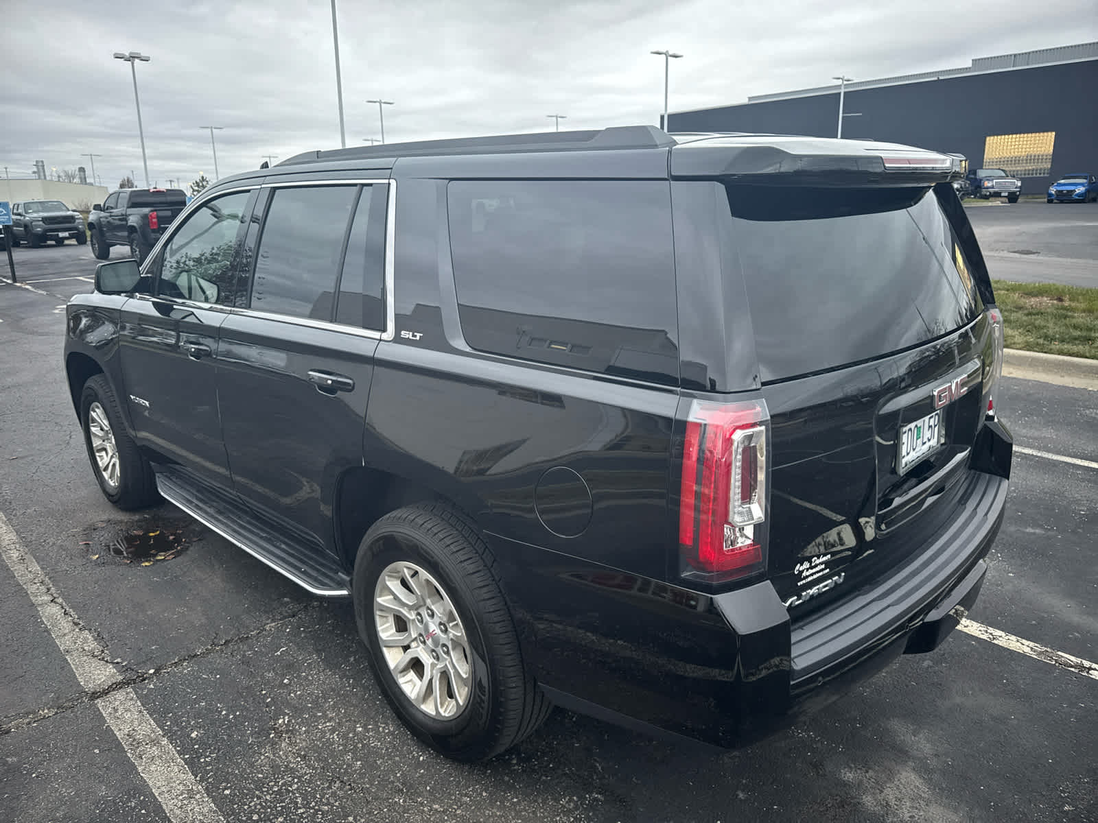 2017 GMC Yukon SLT 3