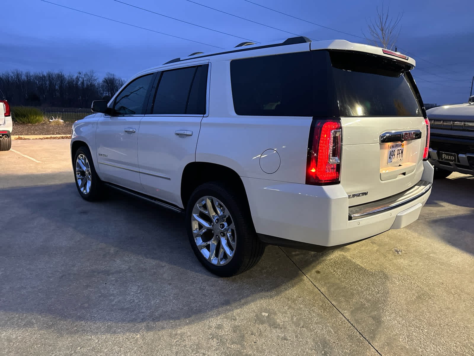 2017 GMC Yukon Denali 3