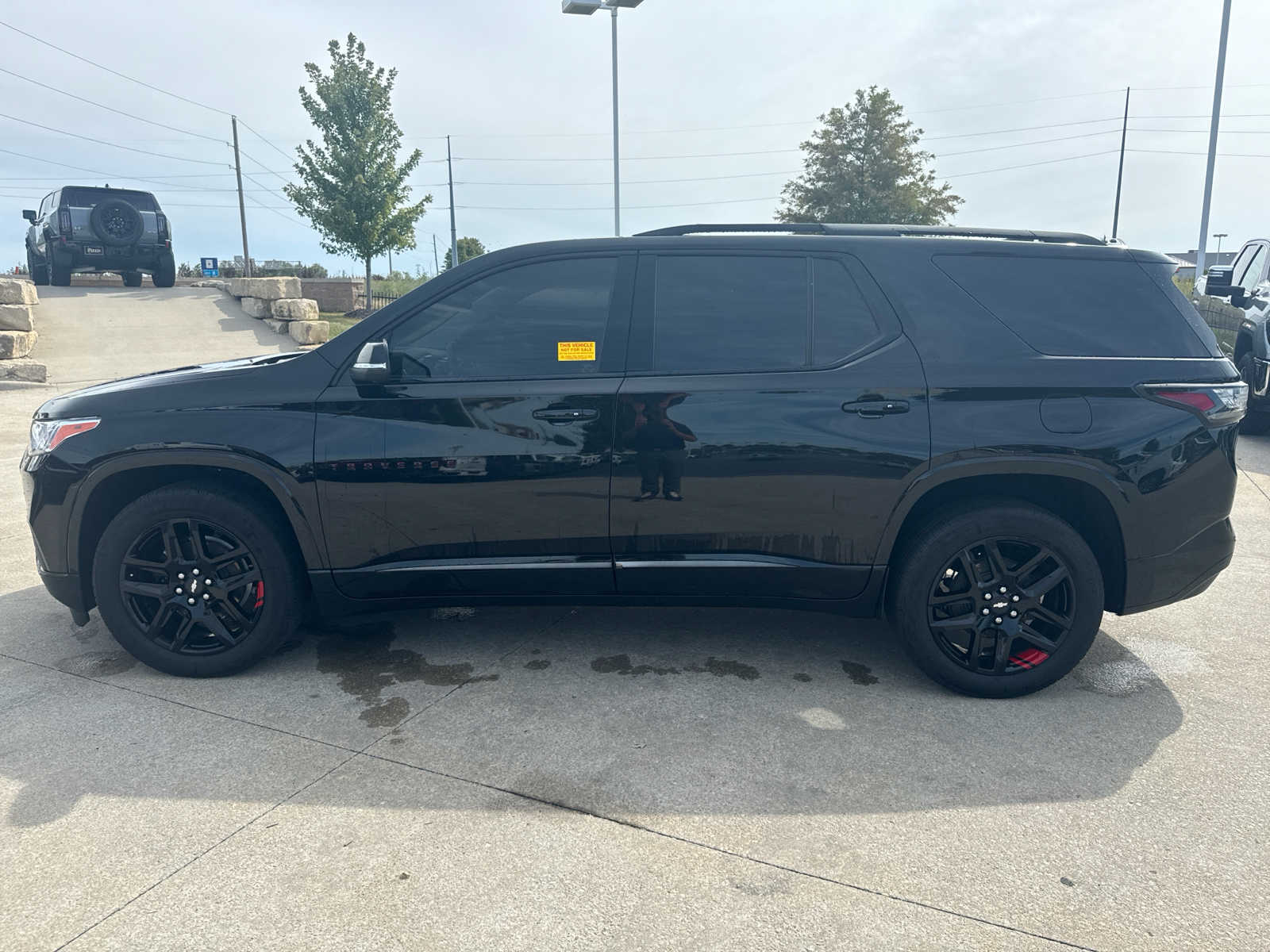 2021 Chevrolet Traverse Premier 2