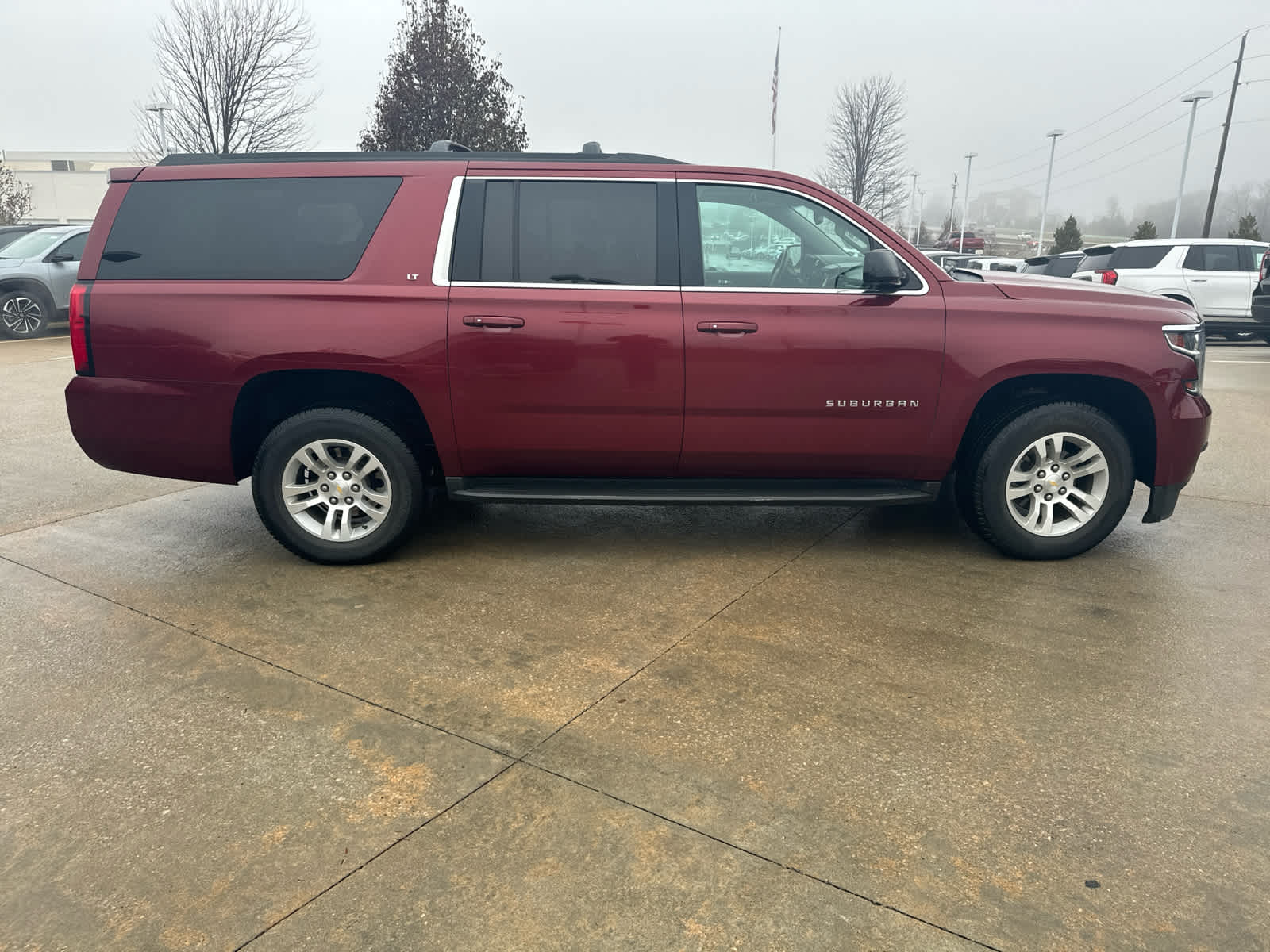 2016 Chevrolet Suburban LT 5