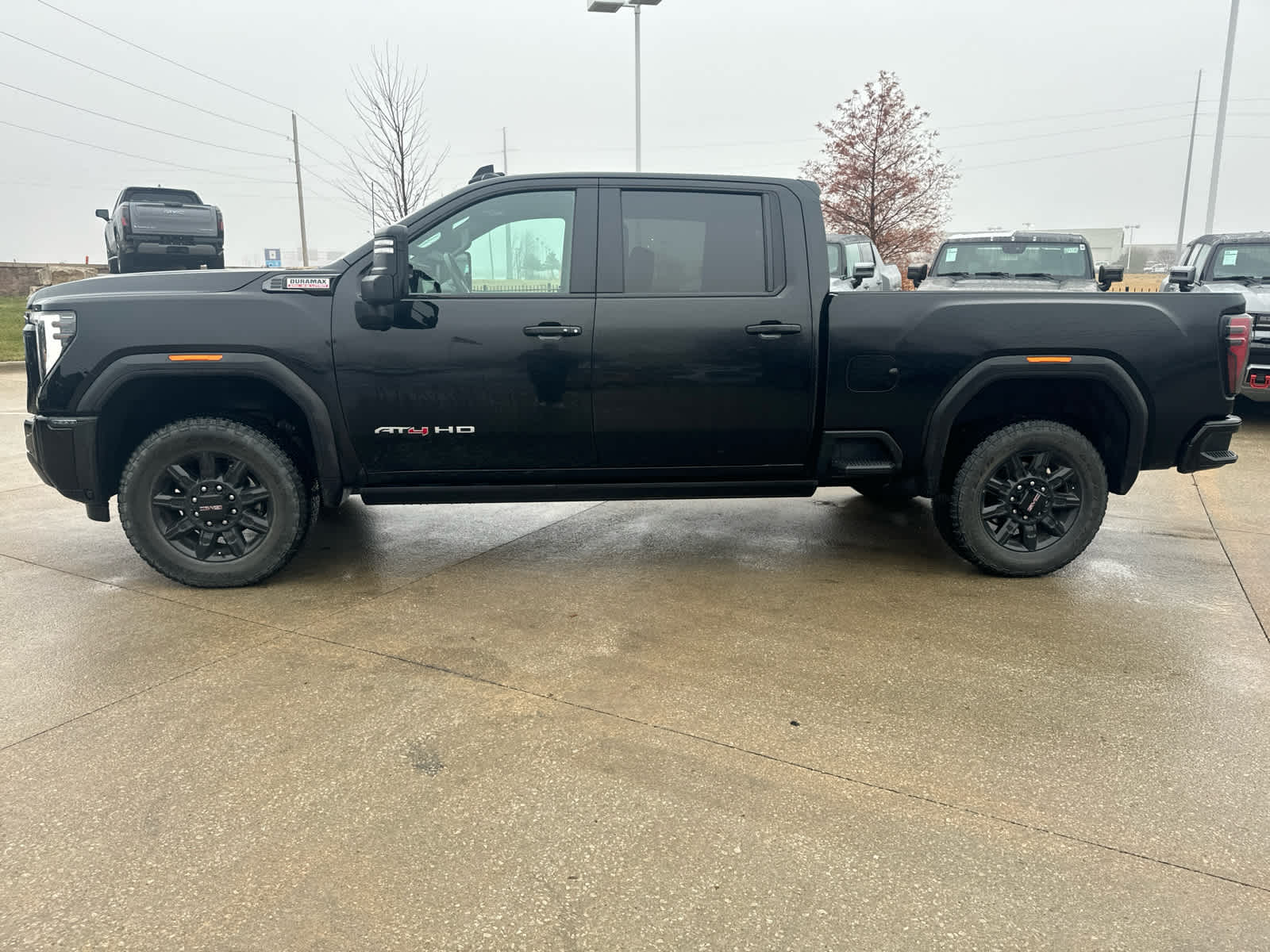 2024 GMC Sierra 2500HD AT4 4WD Crew Cab 159 2