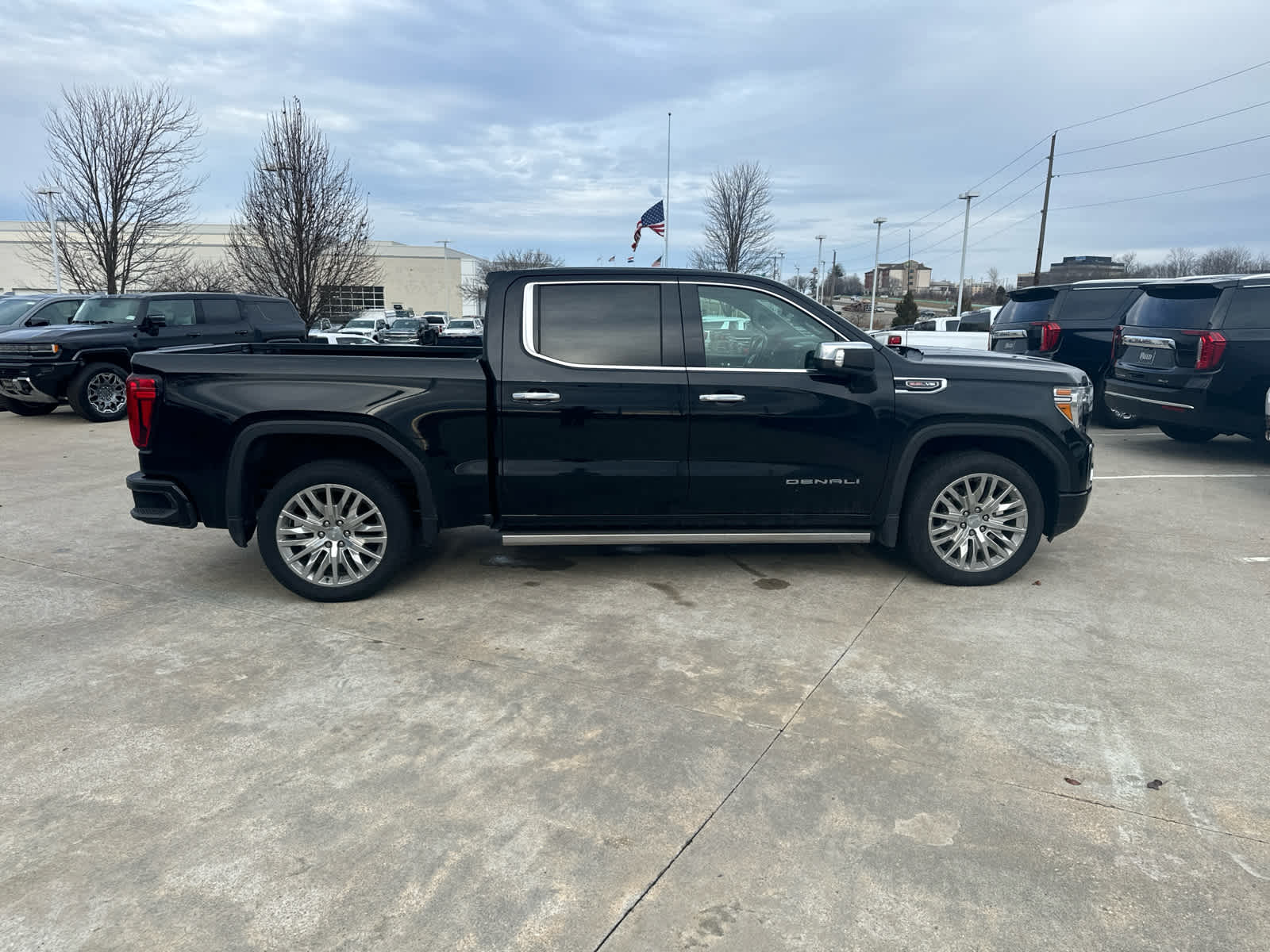 2019 GMC Sierra 1500 Denali 4WD Crew Cab 147 5