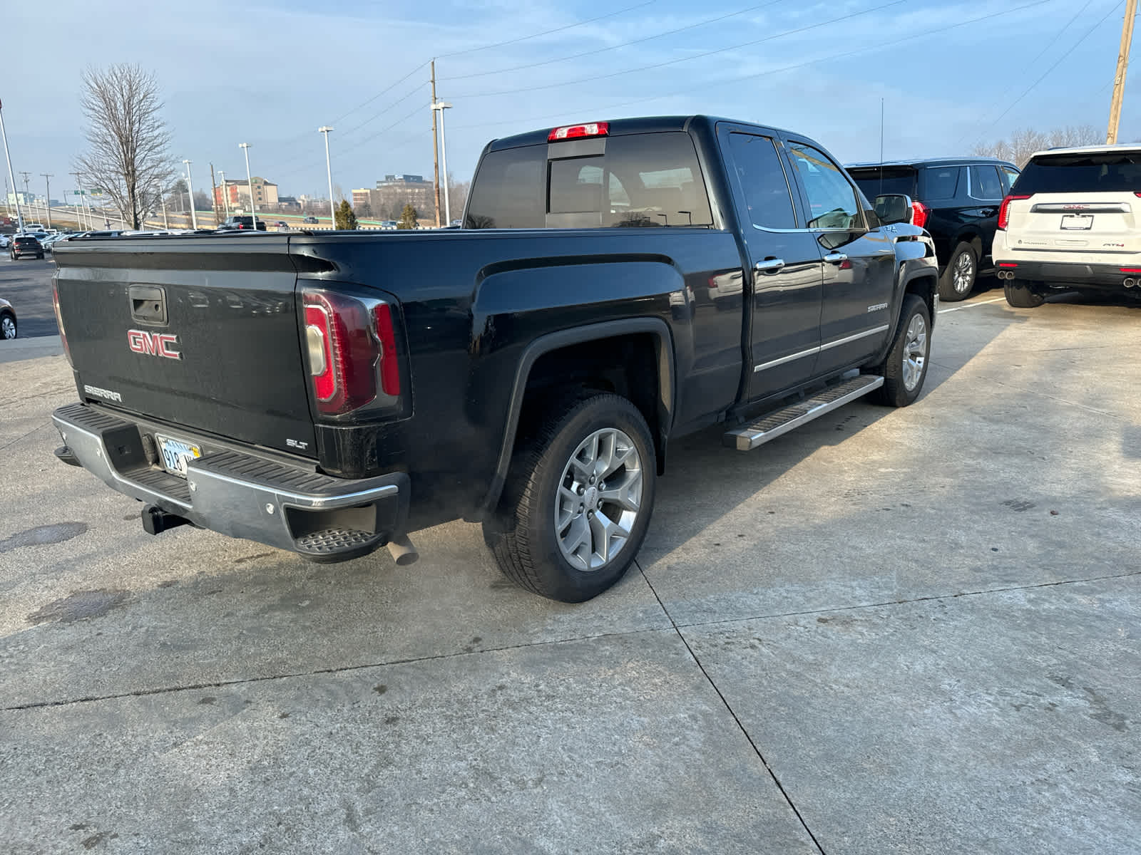 2017 GMC Sierra 1500 SLT 4WD Double Cab 143.5 4