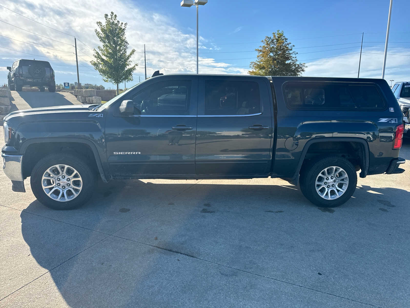 2017 GMC Sierra 1500 SLE 4WD Crew Cab 143.5 2