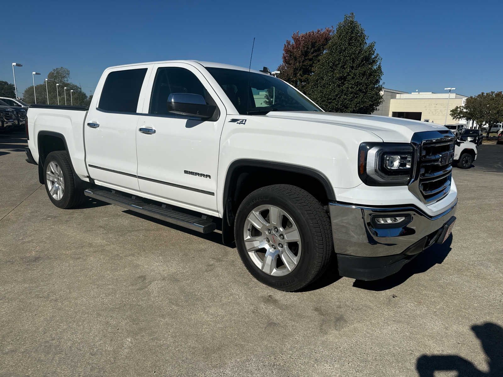 2016 GMC Sierra 1500 SLT 4WD Crew Cab 143.5 6