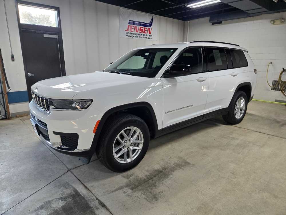 2023 Jeep Grand Cherokee L Laredo 4WD
