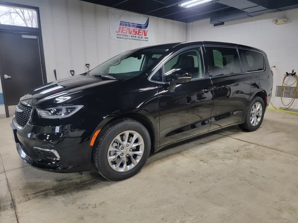 Black 2024 Chrysler Pacifica Touring L AWD Minivan All-Wheel Drive 9-Speed Automatic
