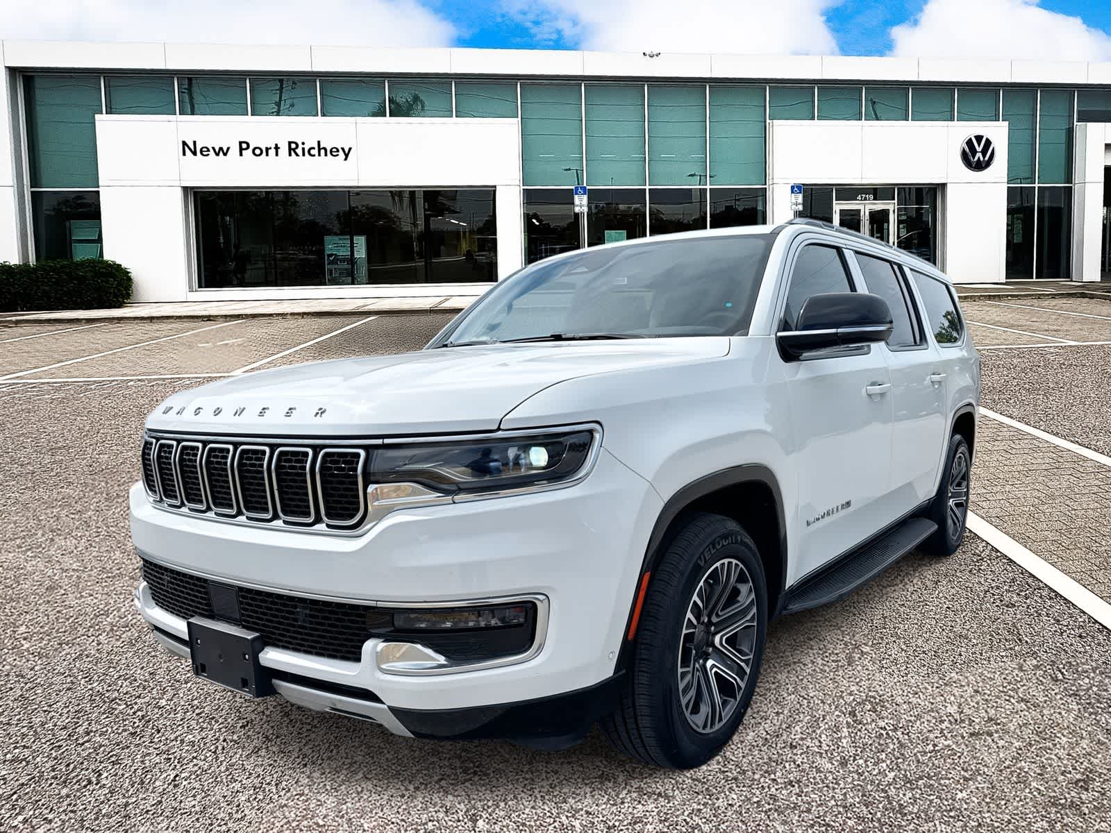View vehicle photo 2