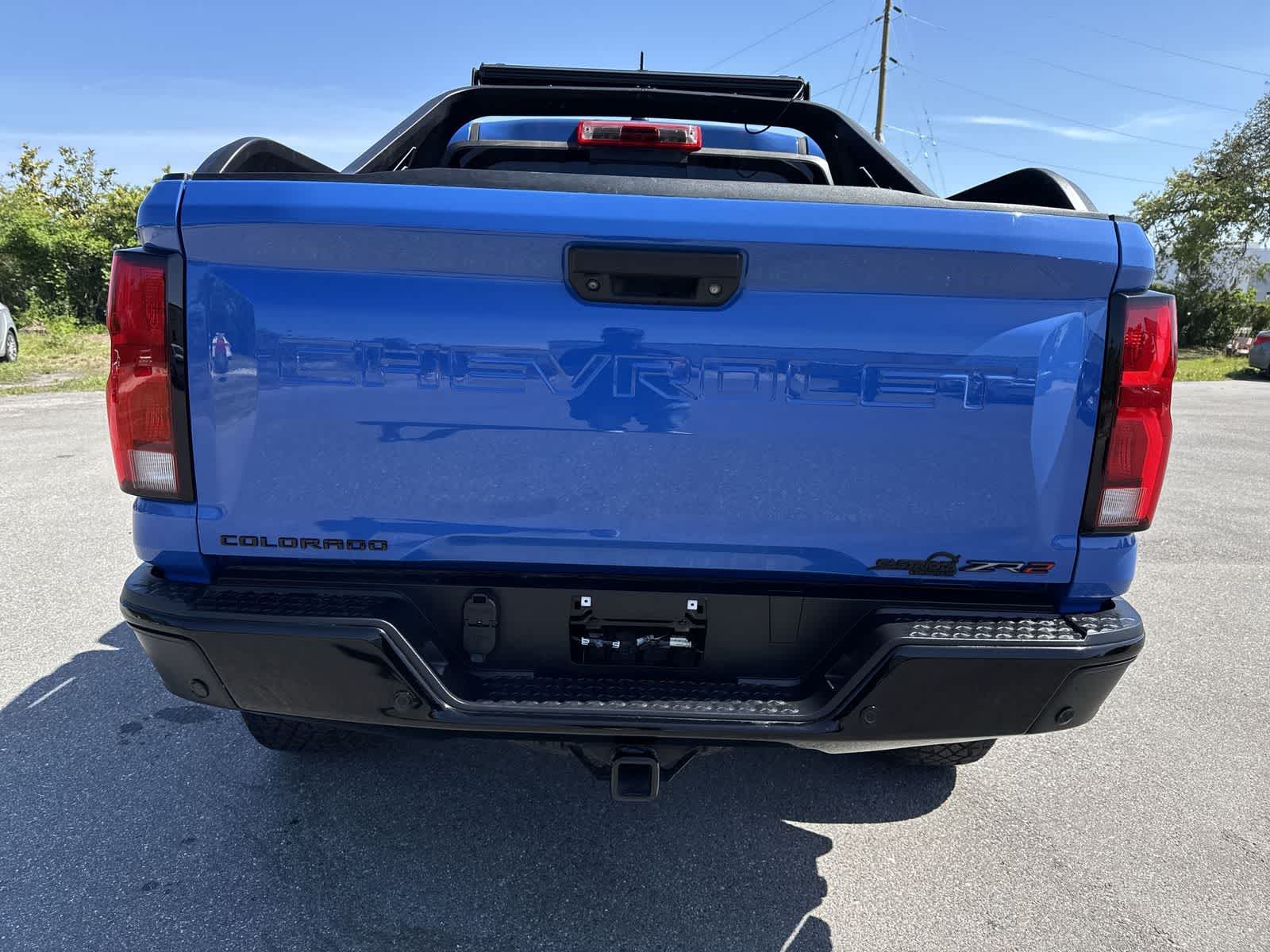 View vehicle photo 6