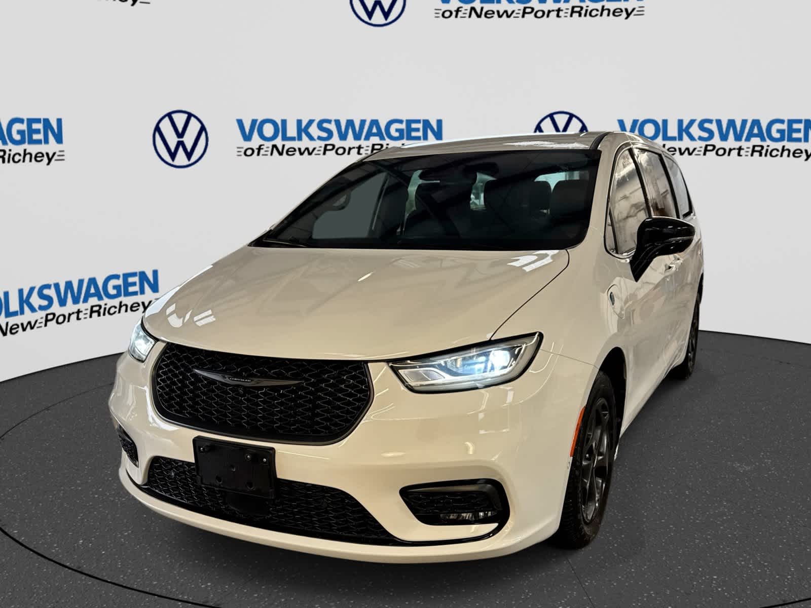 2024 Chrysler Pacifica