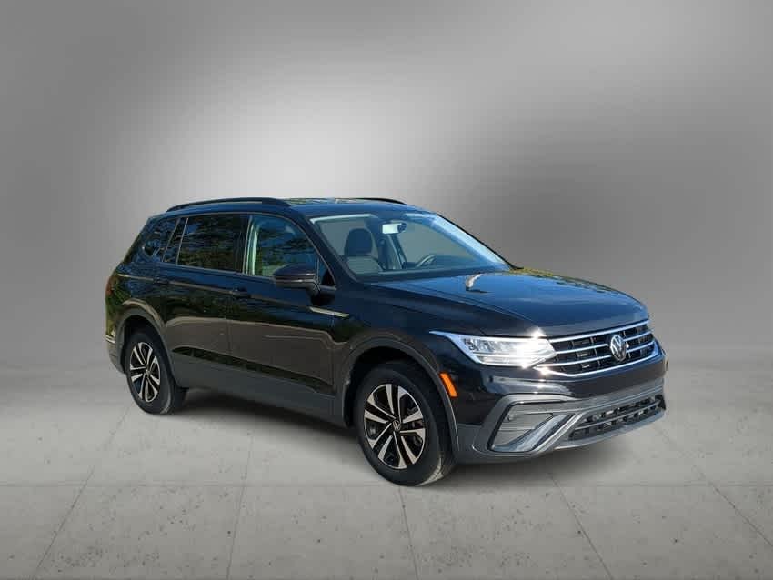 Used 2022 Volkswagen Tiguan S with VIN 3VV1B7AX0NM021181 for sale in New Port Richey, FL