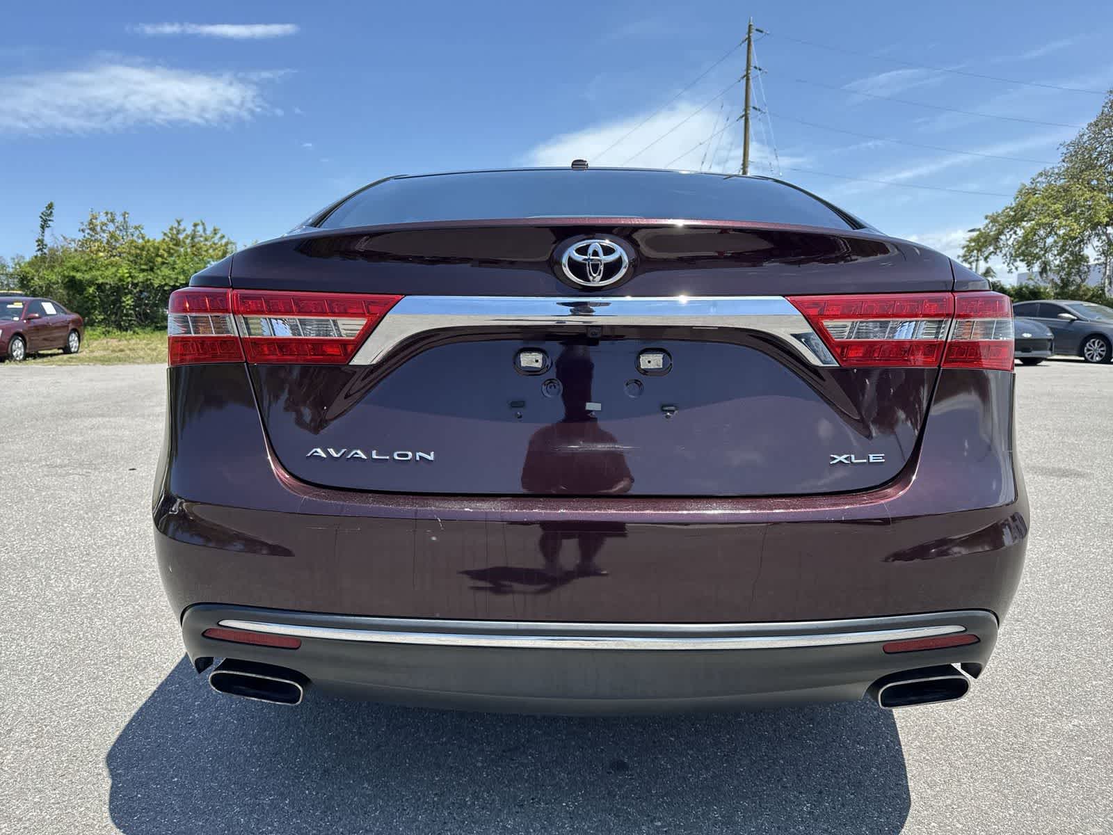 View vehicle photo 5