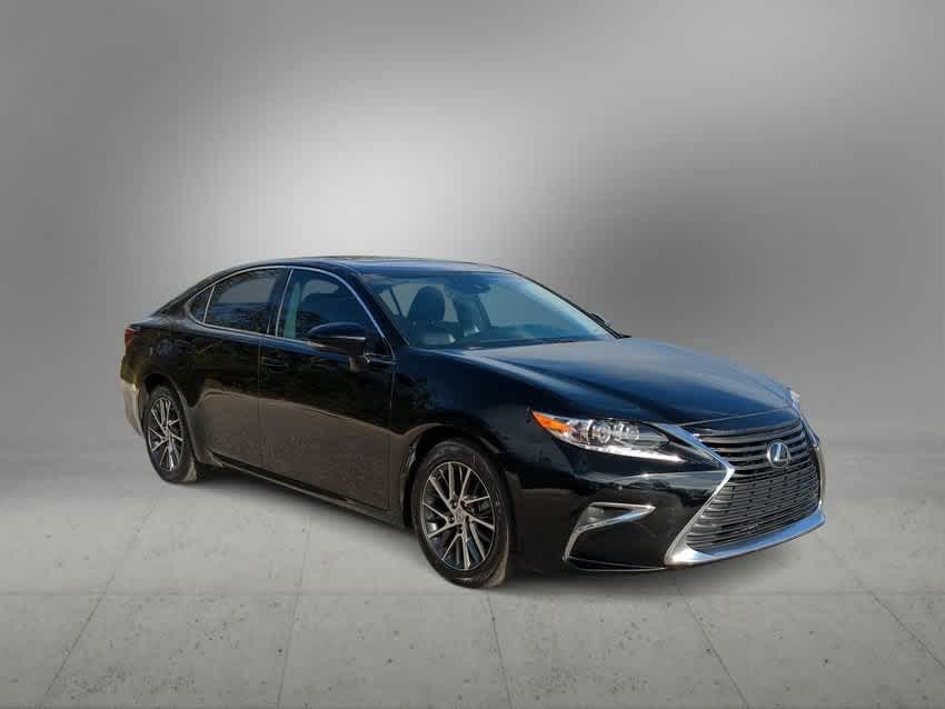 Used 2018 Lexus ES 350 with VIN 58ABK1GG6JU102543 for sale in New Port Richey, FL