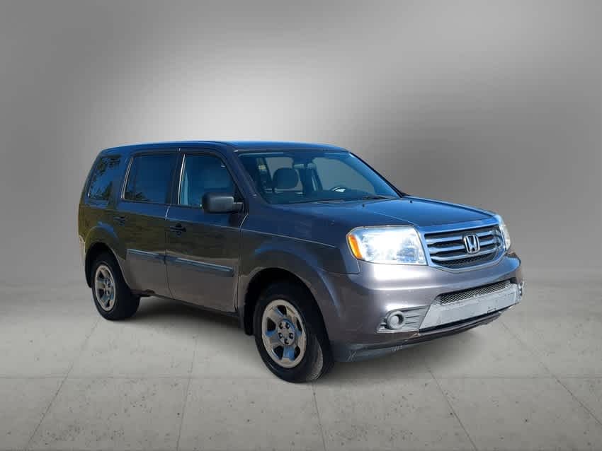 Used 2015 Honda Pilot LX with VIN 5FNYF3H22FB012850 for sale in New Port Richey, FL