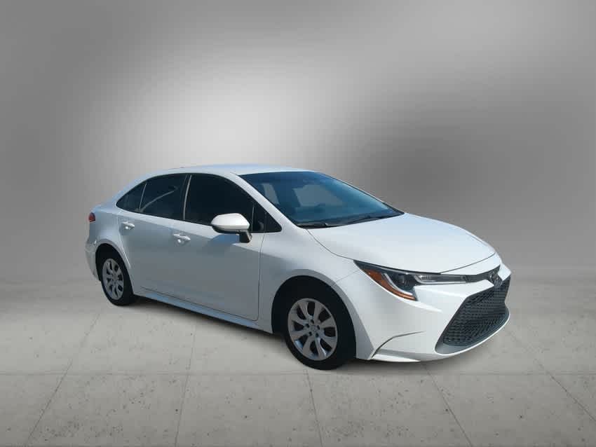 Used 2022 Toyota Corolla LE with VIN 5YFEPMAEXNP292031 for sale in New Port Richey, FL