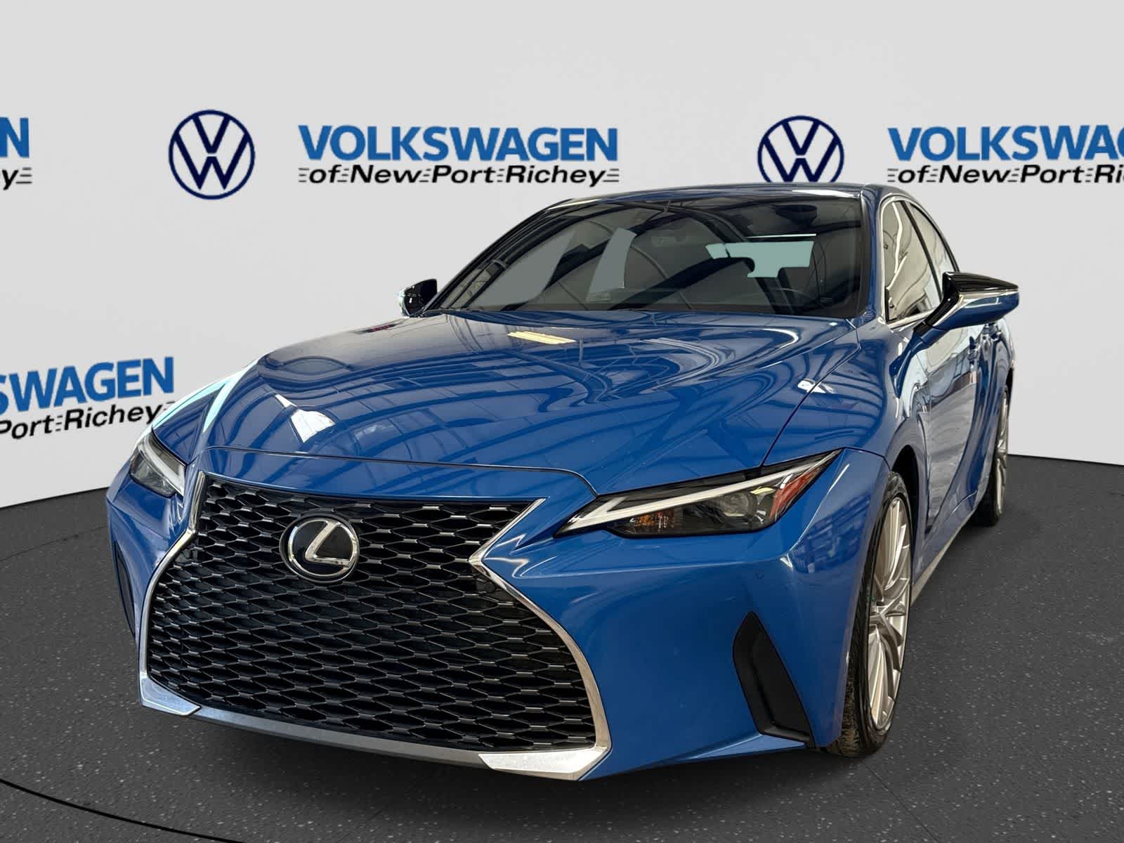 2023 Lexus IS 300