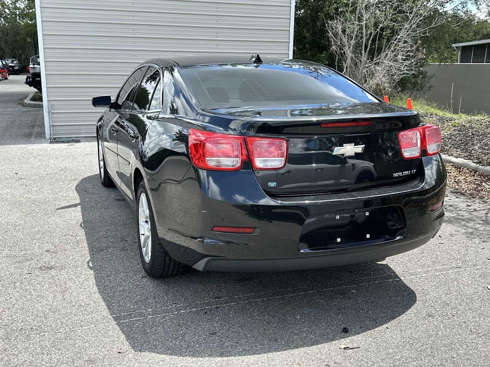View vehicle photo 4
