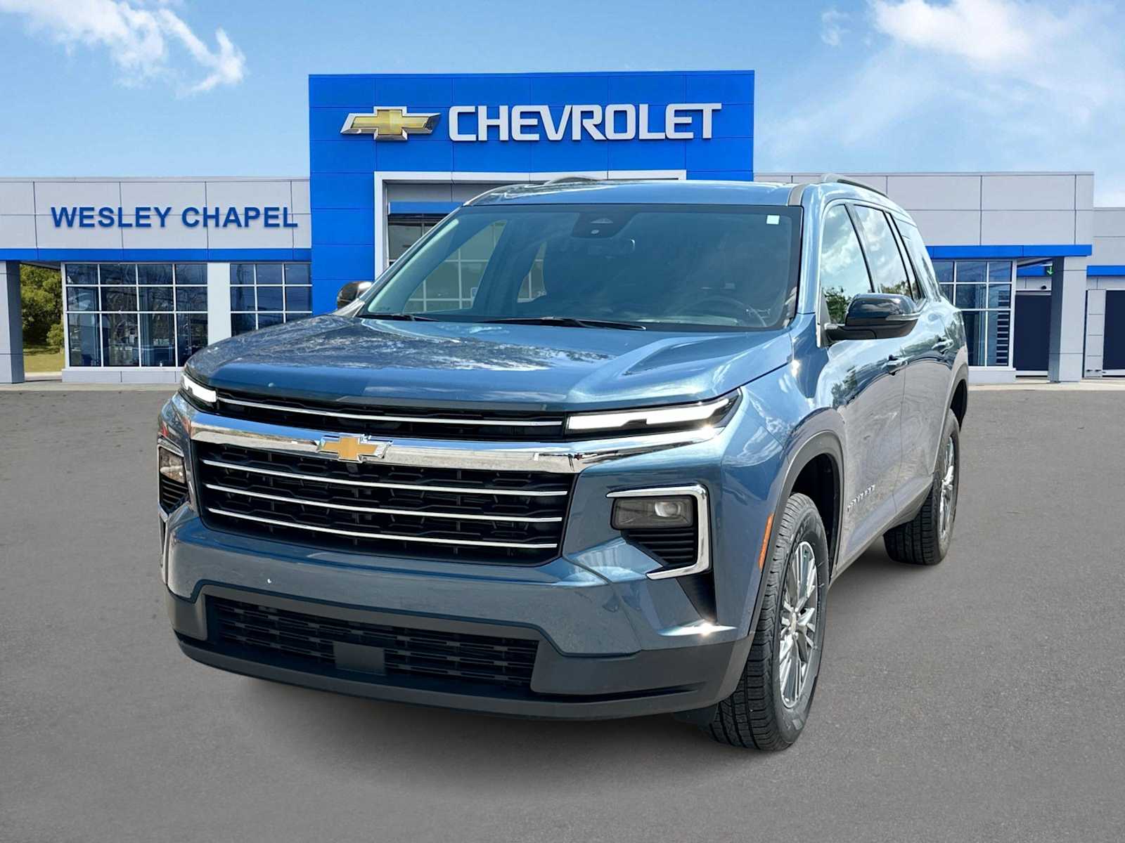 Lakeshore Blue Metallic 2025 Chevrolet Traverse SUV / Crossover Front-Wheel Drive 8-Speed Automatic