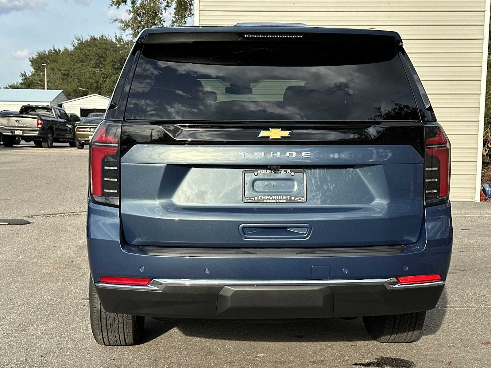 View vehicle photo 5