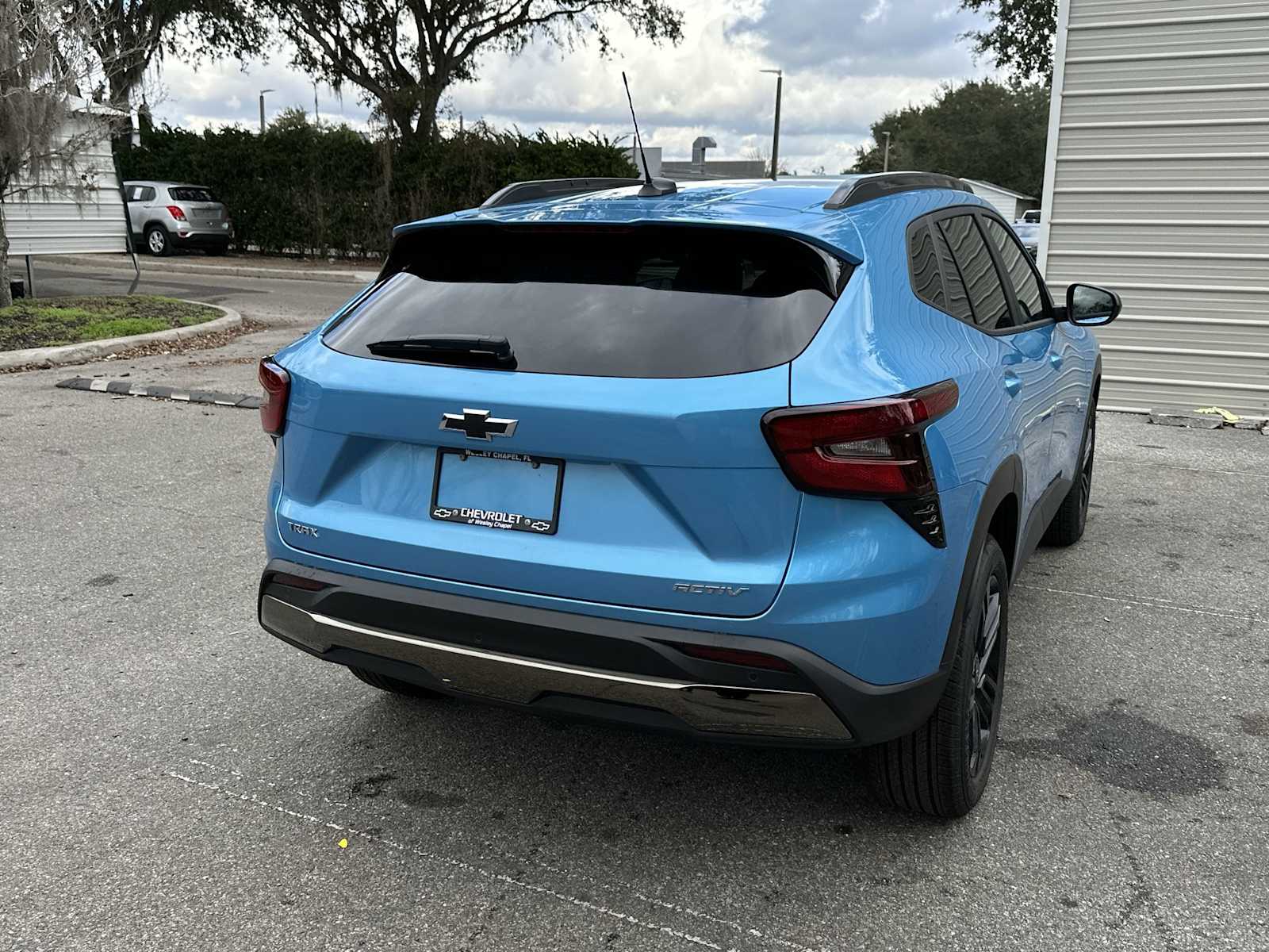 View vehicle photo 6