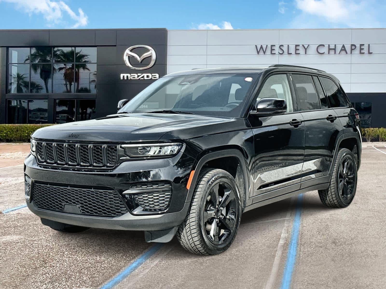2023 Jeep Grand Cherokee Altitude's photo