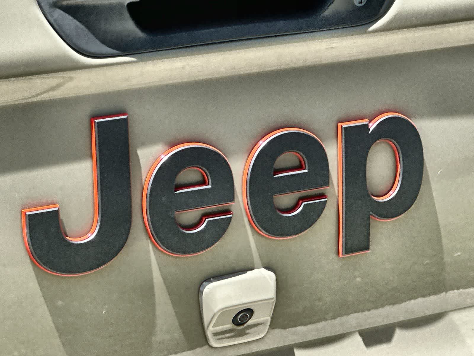 2022 Jeep Gladiator Mojave - Photo 15