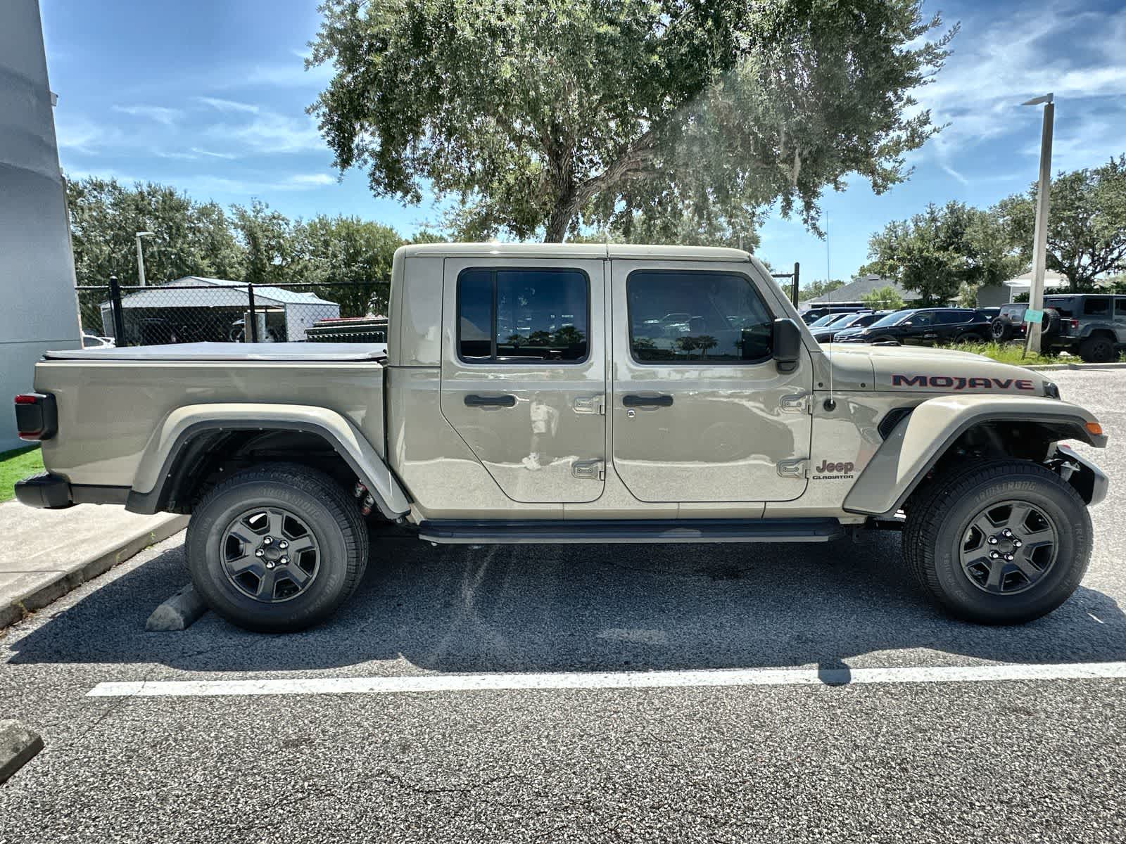 2022 Jeep Gladiator Mojave - Photo 10