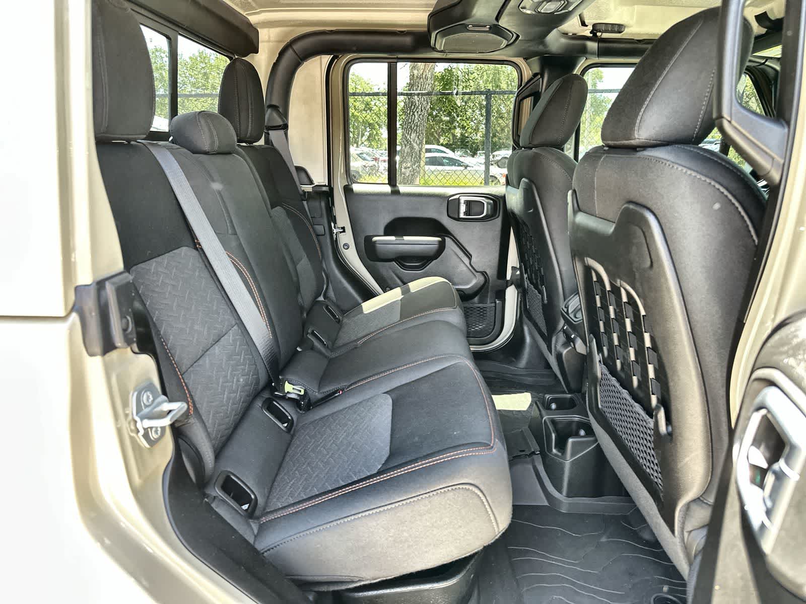 2022 Jeep Gladiator Mojave - Photo 17