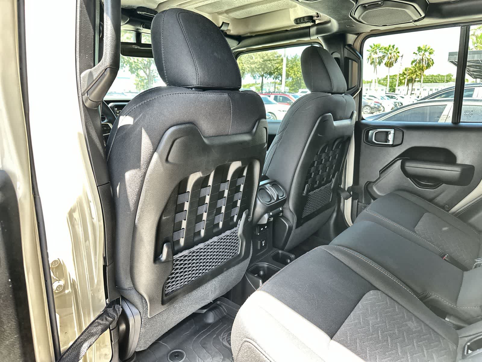 2022 Jeep Gladiator Mojave - Photo 16
