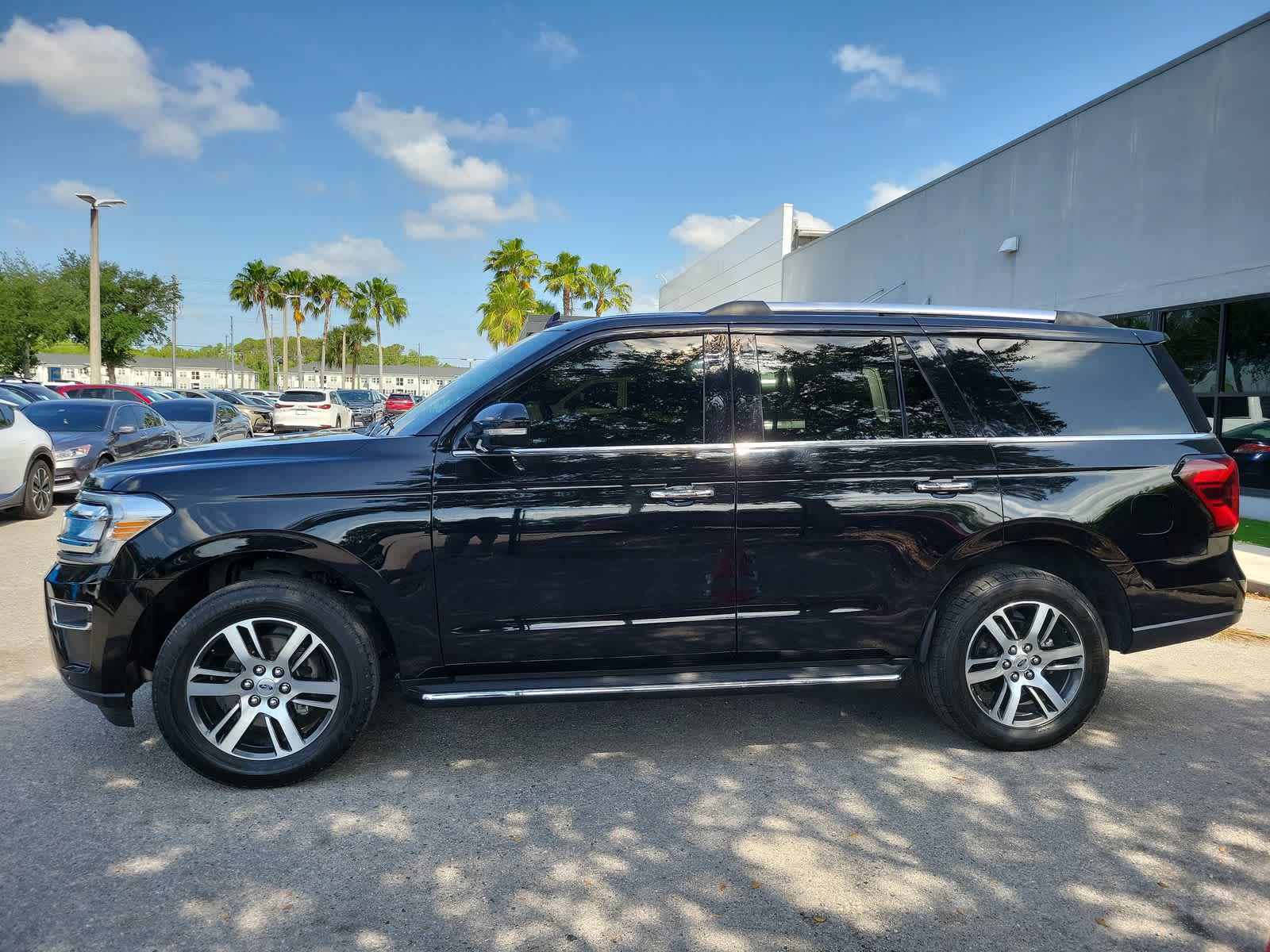 Used 2022 Ford Expedition Limited with VIN 1FMJU1KT8NEA26261 for sale in Wesley Chapel, FL