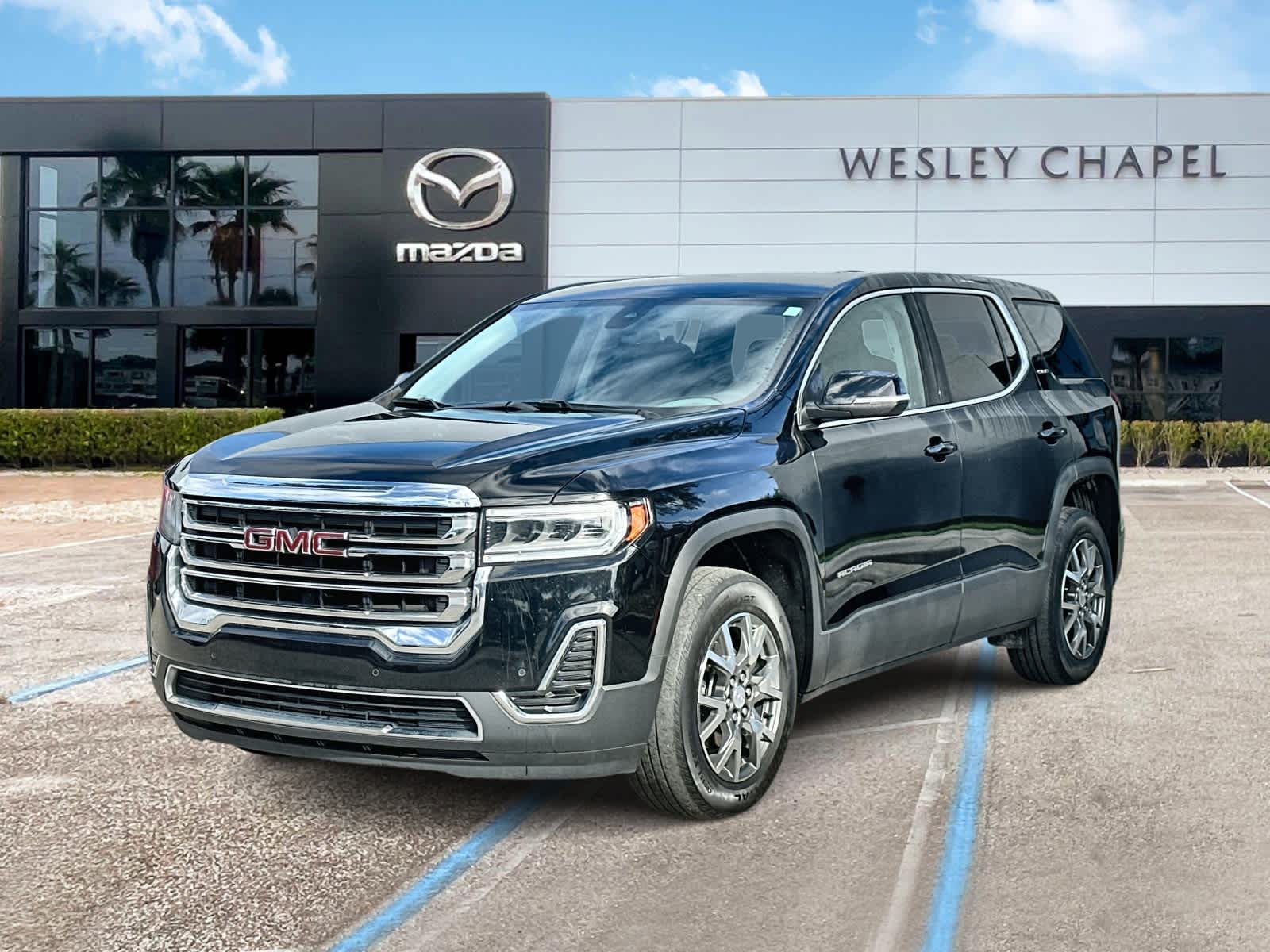 2022 GMC Acadia SLE's photo