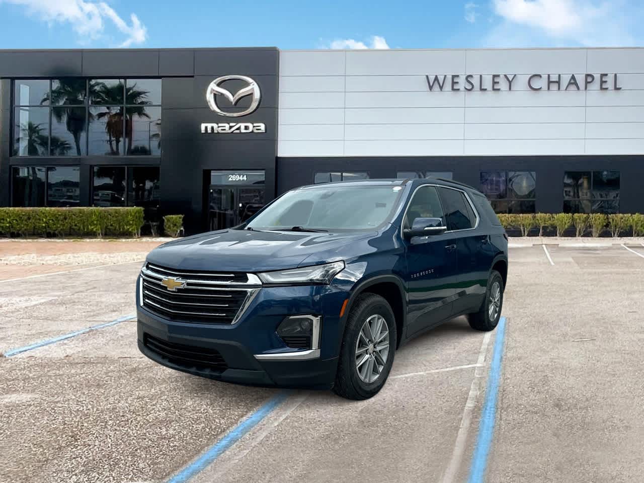 2022 Chevrolet Traverse LT Cloth