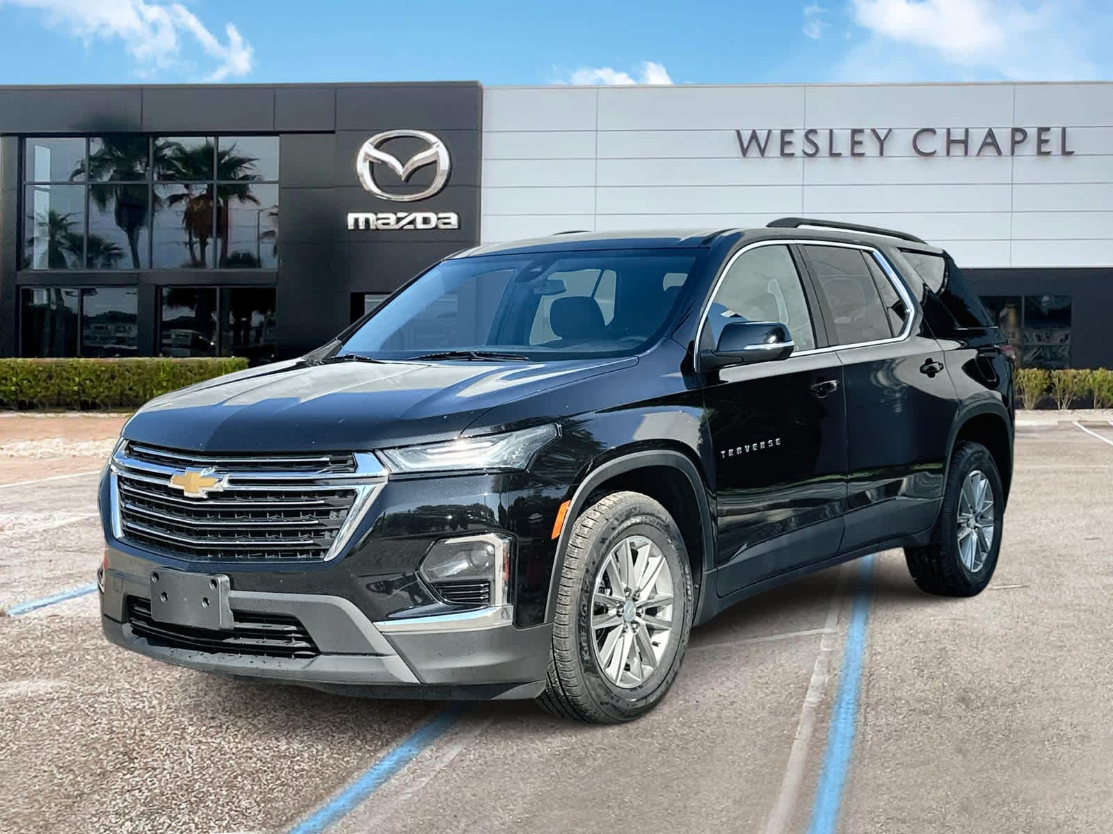 2022 Chevrolet Traverse LT Cloth