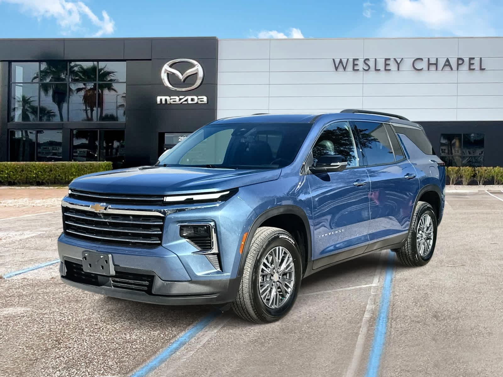 2025 Chevrolet Traverse AWD LT