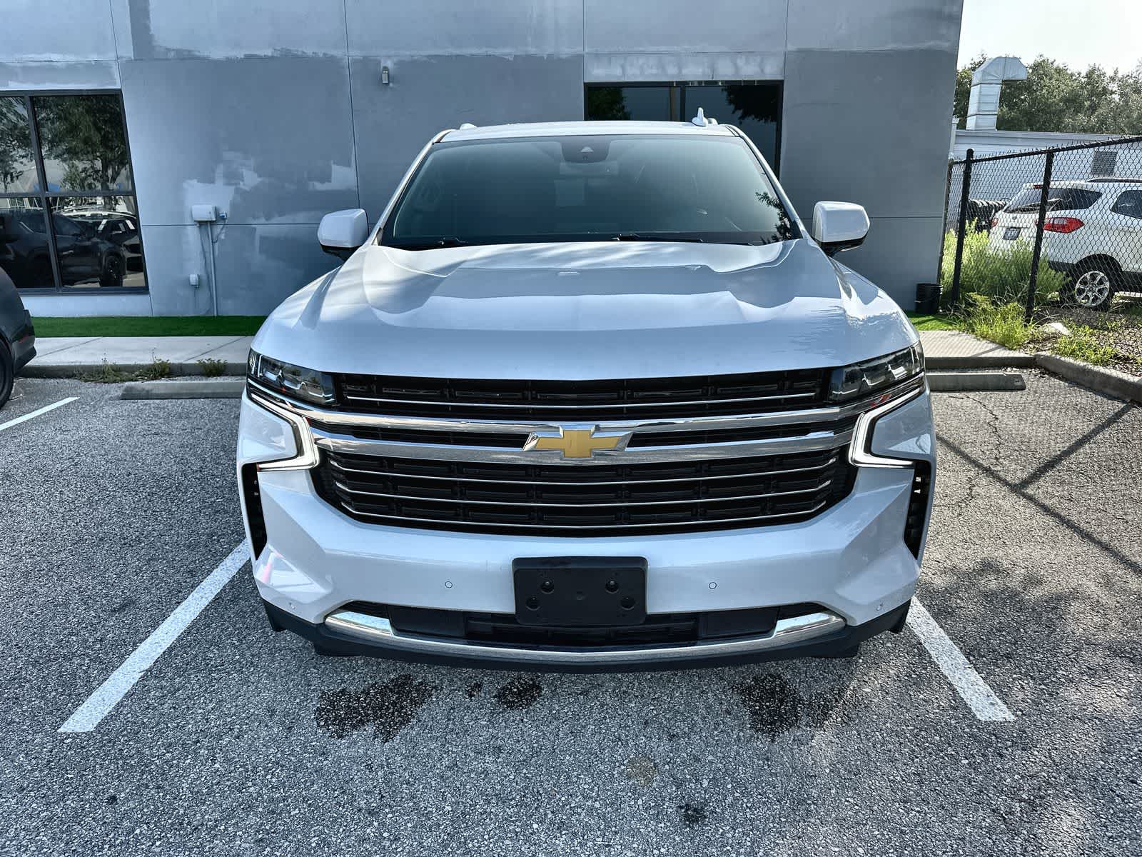 2024 Chevrolet Suburban LT - Photo 12