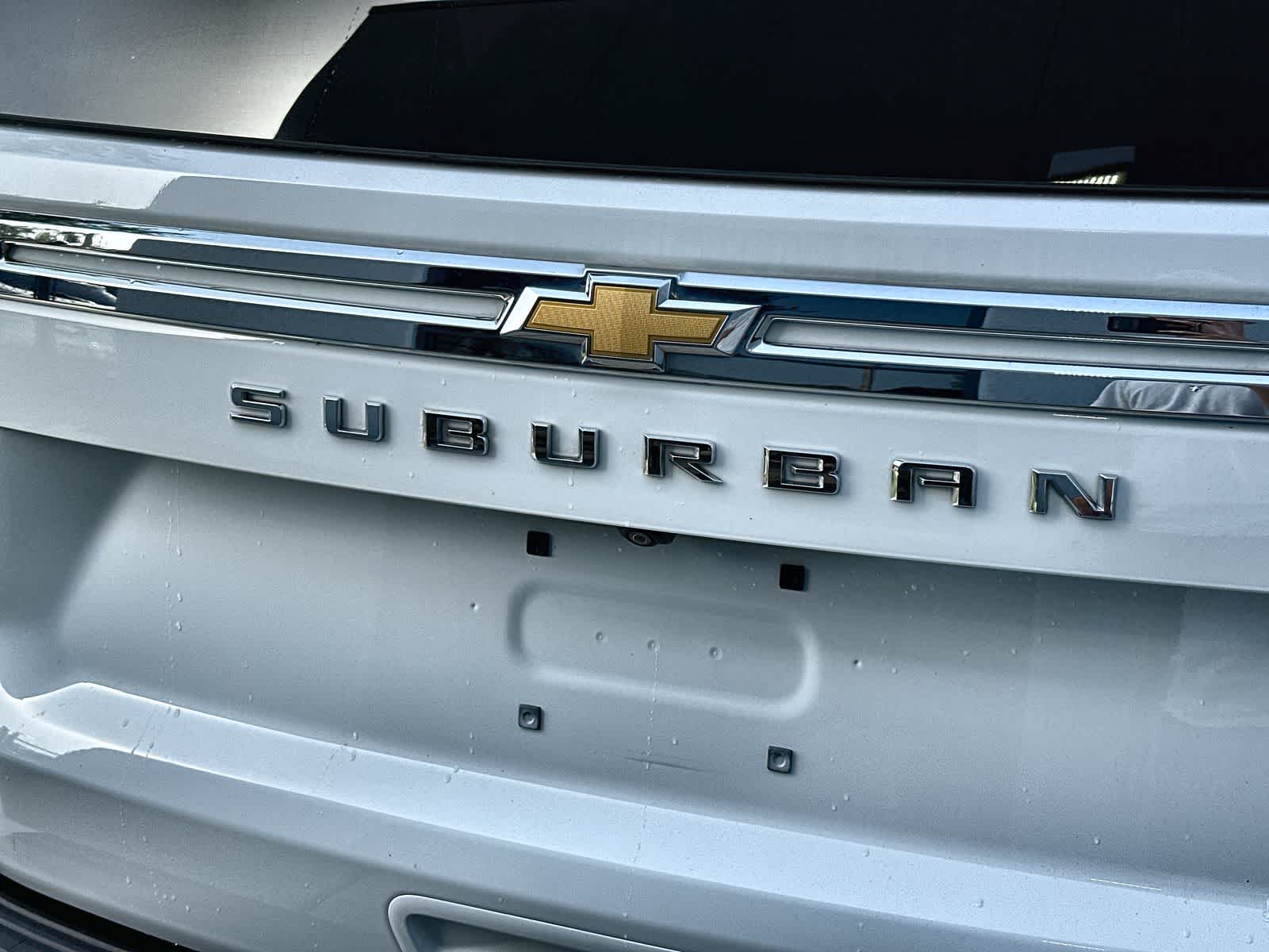 2024 Chevrolet Suburban LT - Photo 14