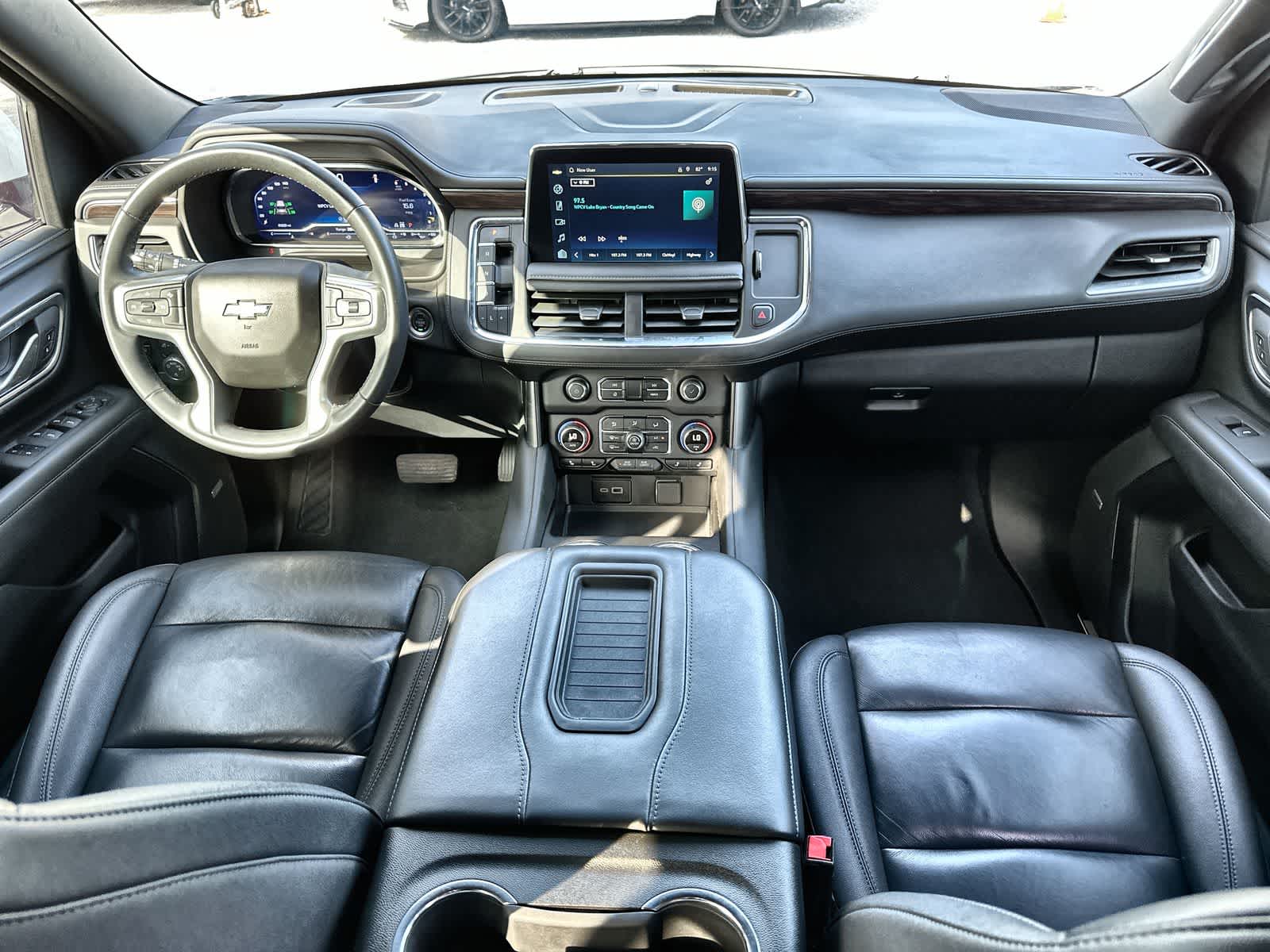 2024 Chevrolet Suburban LT - Photo 19