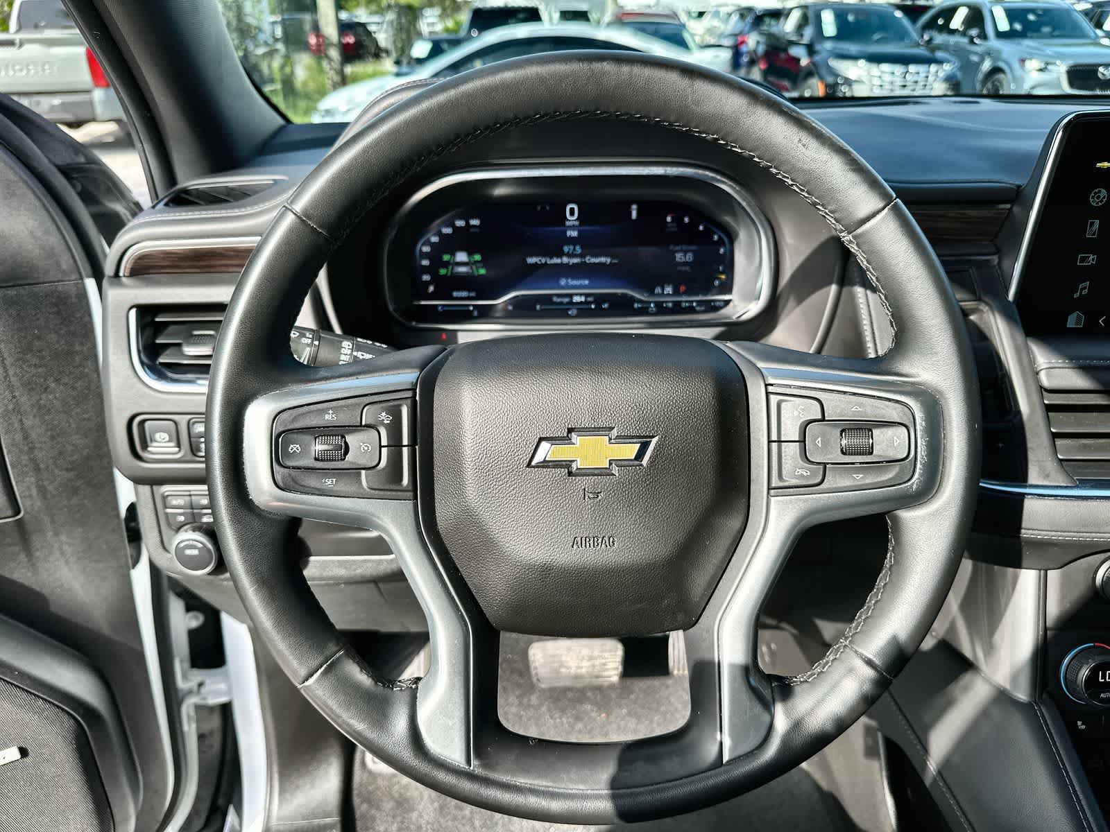2024 Chevrolet Suburban LT - Photo 20