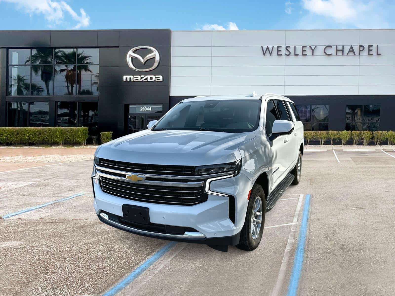 2024 Chevrolet Suburban LT