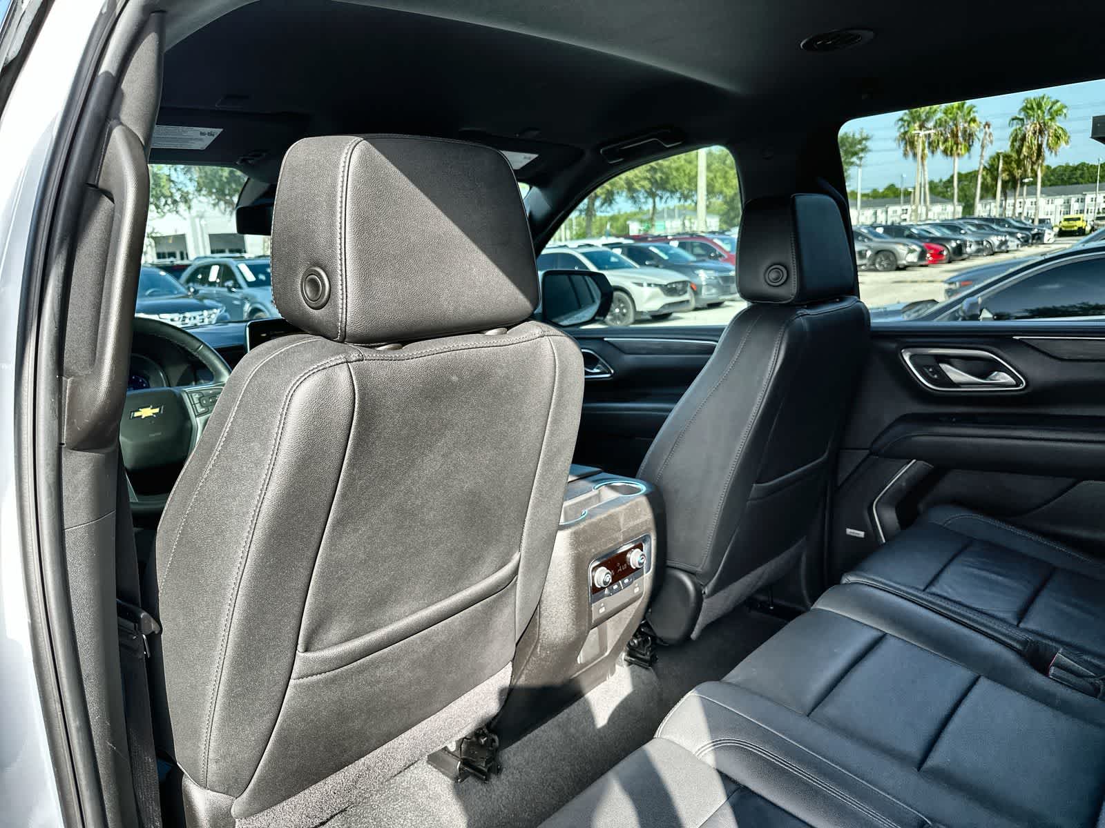 2024 Chevrolet Suburban LT - Photo 17