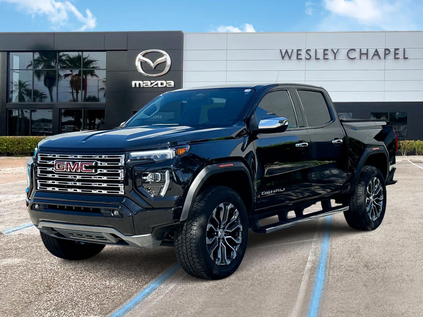 2024 GMC Canyon 4WD Denali 2024 GMC Canyon 4WD Denali